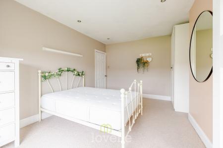 3 bedroom Semi-detached house for sale in Princes Road, Cleethorpes, DN35