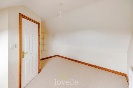 6 bedroom Detached house for sale in Swaby Close, Marshchapel, DN36