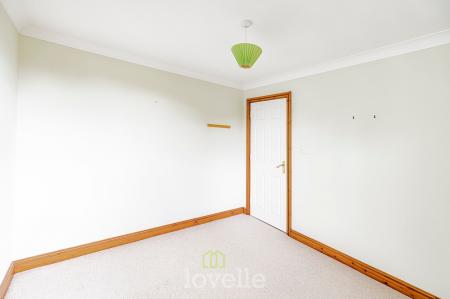 6 bedroom Detached house for sale in Swaby Close, Marshchapel, DN36