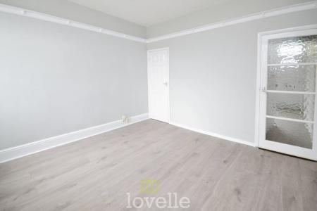 2 bedroom Terraced House for sale in Whites Road, Cleethorpes, DN35