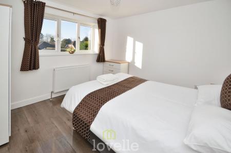 5 bedroom Detached house for sale in Poplars Close, New Waltham, DN36