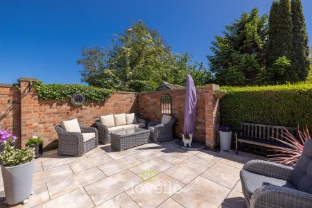 3 bedroom Detached bungalow for sale in Tetney Road, Humberston, DN36