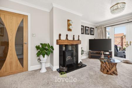 3 bedroom Detached bungalow for sale in Tetney Road, Humberston, DN36