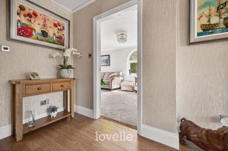 3 bedroom Detached bungalow for sale in Tetney Road, Humberston, DN36