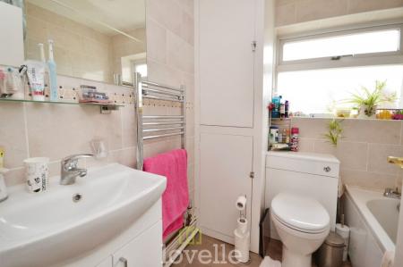 2 bedroom Semi-detached bungalow for sale in Marquis Avenue, New Waltham, DN36