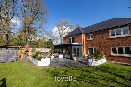 4 bedroom Detached house for sale in Holton Road, Tetney, DN36