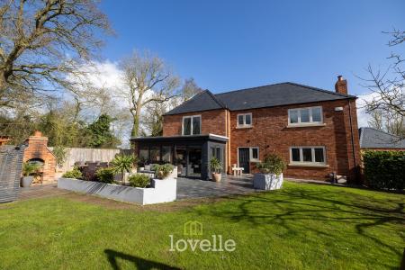 4 bedroom Detached house for sale in Holton Road, Tetney, DN36
