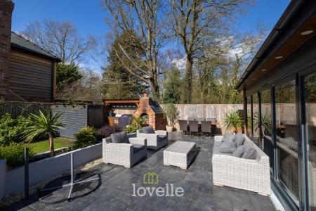 4 bedroom Detached house for sale in Holton Road, Tetney, DN36