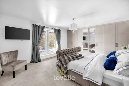 4 bedroom Detached house for sale in Holton Road, Tetney, DN36
