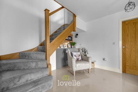 4 bedroom Detached house for sale in Holton Road, Tetney, DN36