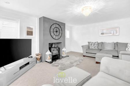 2 bedroom House for sale in Chichester Road, Cleethorpes, DN35