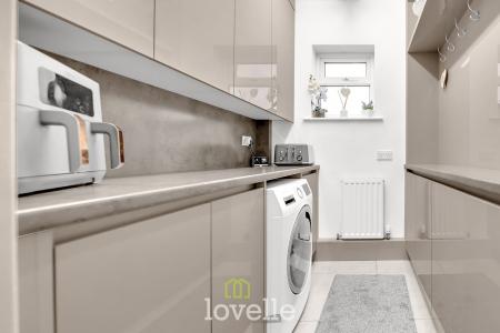 2 bedroom House for sale in Chichester Road, Cleethorpes, DN35