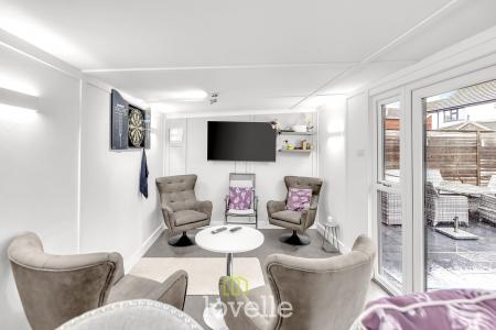 2 bedroom House for sale in Chichester Road, Cleethorpes, DN35