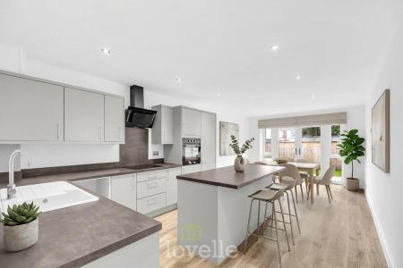 3 bedroom Terraced House for sale in Stable Mews, Cleethorpes, DN35