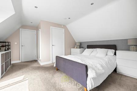 4 bedroom Detached house for sale in Humberston Avenue, Humberston, DN36