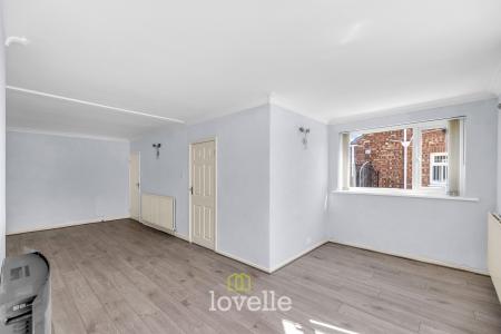 3 bedroom Semi-detached house for sale in Davie Place, Cleethorpes, DN35