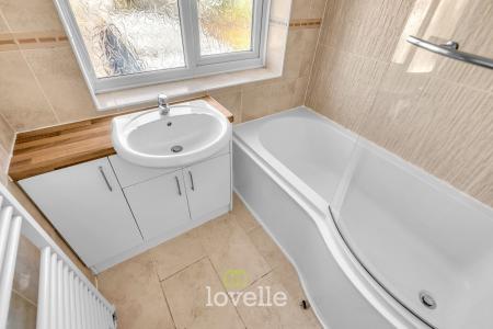 3 bedroom Semi-detached house for sale in Davie Place, Cleethorpes, DN35