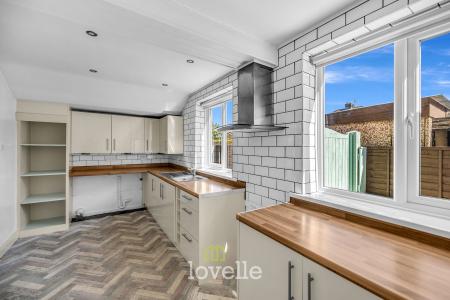 3 bedroom Semi-detached house for sale in Davie Place, Cleethorpes, DN35