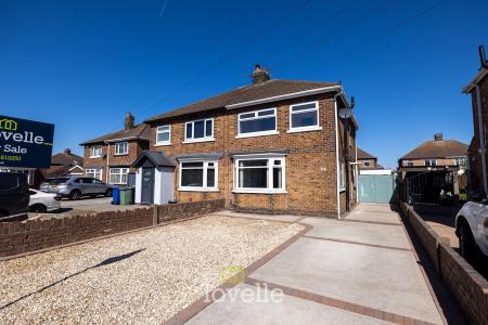 3 bedroom Semi-detached house for sale in Davie Place, Cleethorpes, DN35