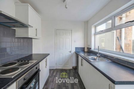 3 bedroom Terraced House for sale in College Street, Cleethorpes, DN35