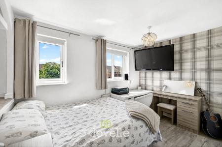 4 bedroom Detached house for sale in Drury Lane, New Waltham, DN36