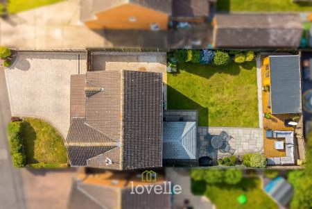 4 bedroom Detached house for sale in Drury Lane, New Waltham, DN36