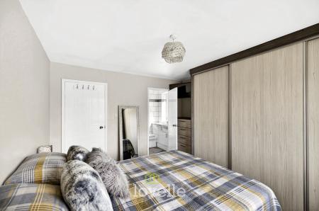 4 bedroom Detached house for sale in Drury Lane, New Waltham, DN36