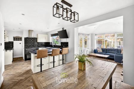 4 bedroom Detached house for sale in Drury Lane, New Waltham, DN36