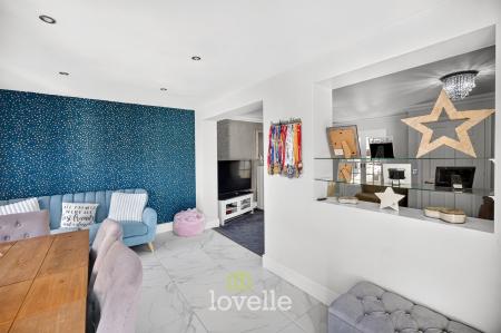 3 bedroom Semi-detached house for sale in Roladan Close, New Waltham, DN36