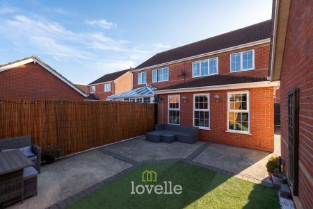 3 bedroom Semi-detached house for sale in Roladan Close, New Waltham, DN36