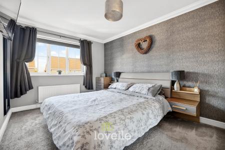 3 bedroom Semi-detached house for sale in Roladan Close, New Waltham, DN36