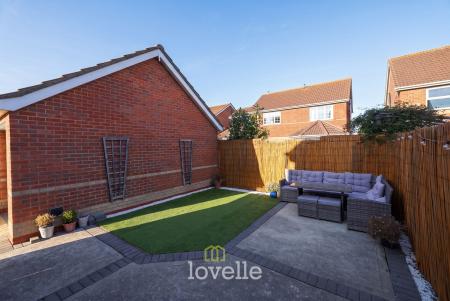 3 bedroom Semi-detached house for sale in Roladan Close, New Waltham, DN36