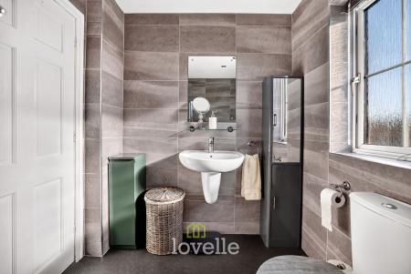 3 bedroom Semi-detached house for sale in Roladan Close, New Waltham, DN36