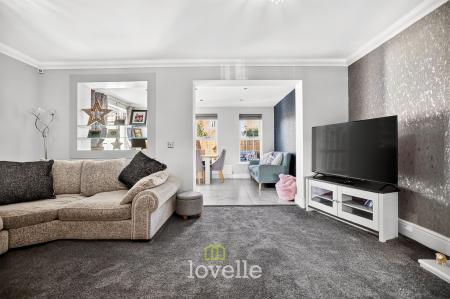 3 bedroom Semi-detached house for sale in Roladan Close, New Waltham, DN36
