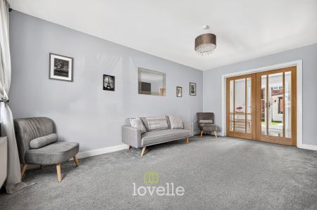3 bedroom Semi-detached house for sale in Stavanger Close, New Waltham, DN36