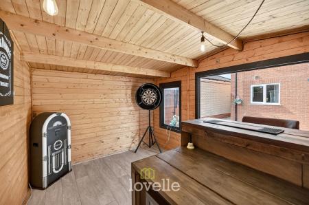 3 bedroom Semi-detached house for sale in Stavanger Close, New Waltham, DN36
