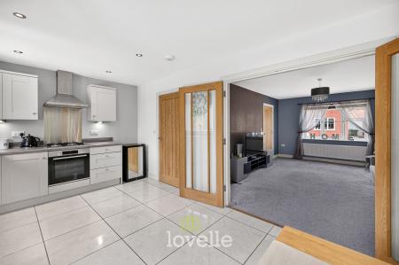 3 bedroom Semi-detached house for sale in Stavanger Close, New Waltham, DN36
