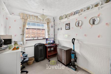 3 bedroom Semi-detached bungalow for sale in St. Johns Road, Humberston, DN36
