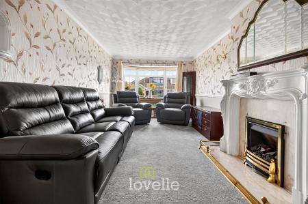 3 bedroom Semi-detached bungalow for sale in St. Johns Road, Humberston, DN36