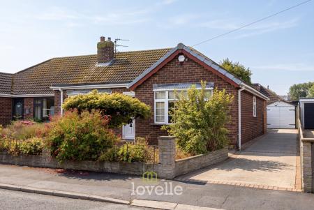 3 bedroom Semi-detached bungalow for sale in St. Johns Road, Humberston, DN36