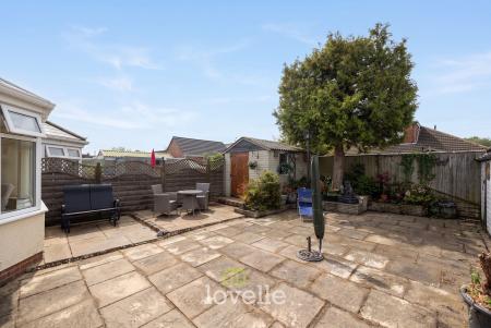 3 bedroom Semi-detached bungalow for sale in St. Johns Road, Humberston, DN36
