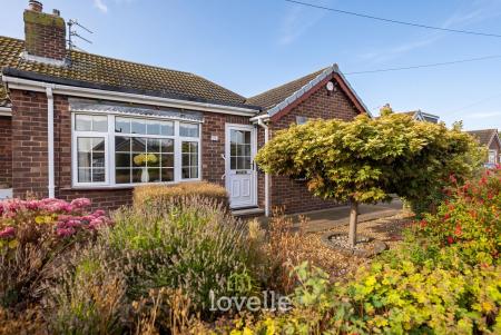 3 bedroom Semi-detached bungalow for sale in St. Johns Road, Humberston, DN36