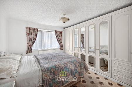 2 bedroom Semi-detached bungalow for sale in St. Christophers Road, Humberston, DN36