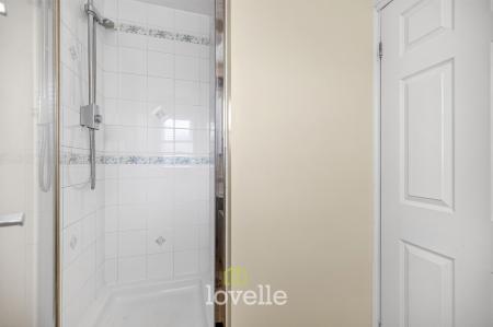 4 bedroom Detached house for sale in Chandlers Close, New Waltham, DN36