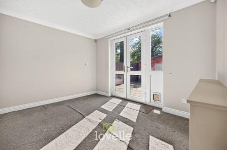 4 bedroom Detached house for sale in Chandlers Close, New Waltham, DN36