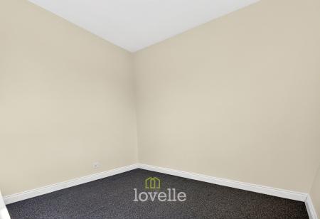 4 bedroom Detached house for sale in Chandlers Close, New Waltham, DN36