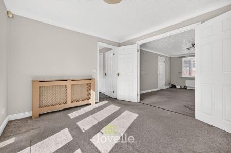 4 bedroom Detached house for sale in Chandlers Close, New Waltham, DN36