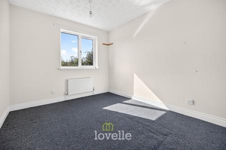 4 bedroom Detached house for sale in Chandlers Close, New Waltham, DN36