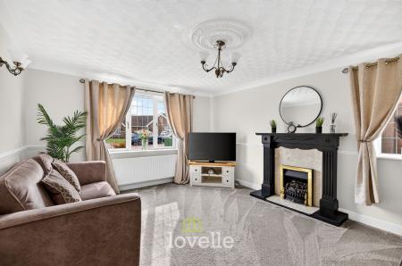 5 bedroom Detached house for sale in Burnham Reach, Cleethorpes, DN35