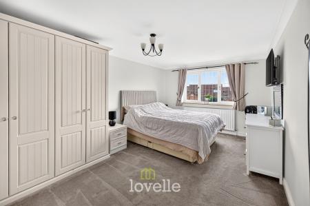 5 bedroom Detached house for sale in Burnham Reach, Cleethorpes, DN35
